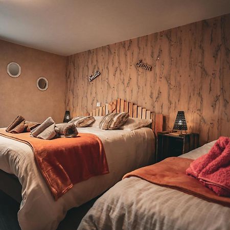 Gite , Au Dormeur Du Val Vireux-Wallerand Bagian luar foto